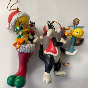 Warner Bros. Tweety and Sylvester Holiday Ornaments - Red, Green, Black